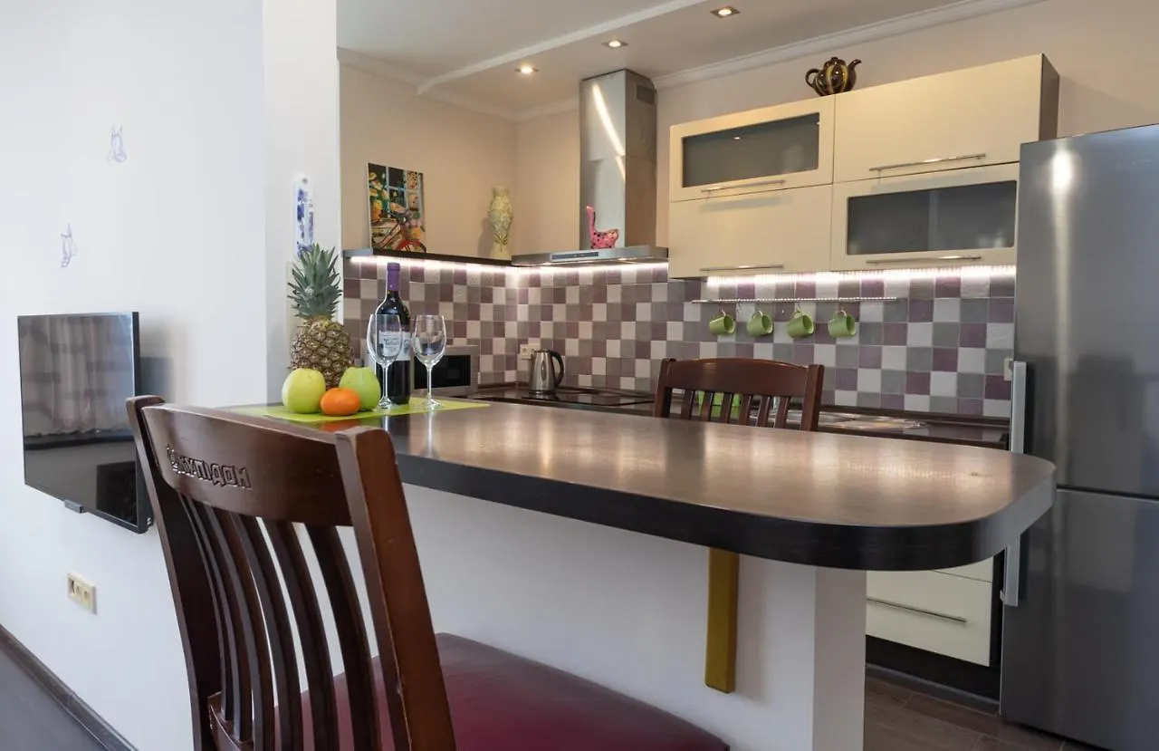 Видові 1К-2К Апартаменти 11,15, 23 Поверхи Kyiv Apartment