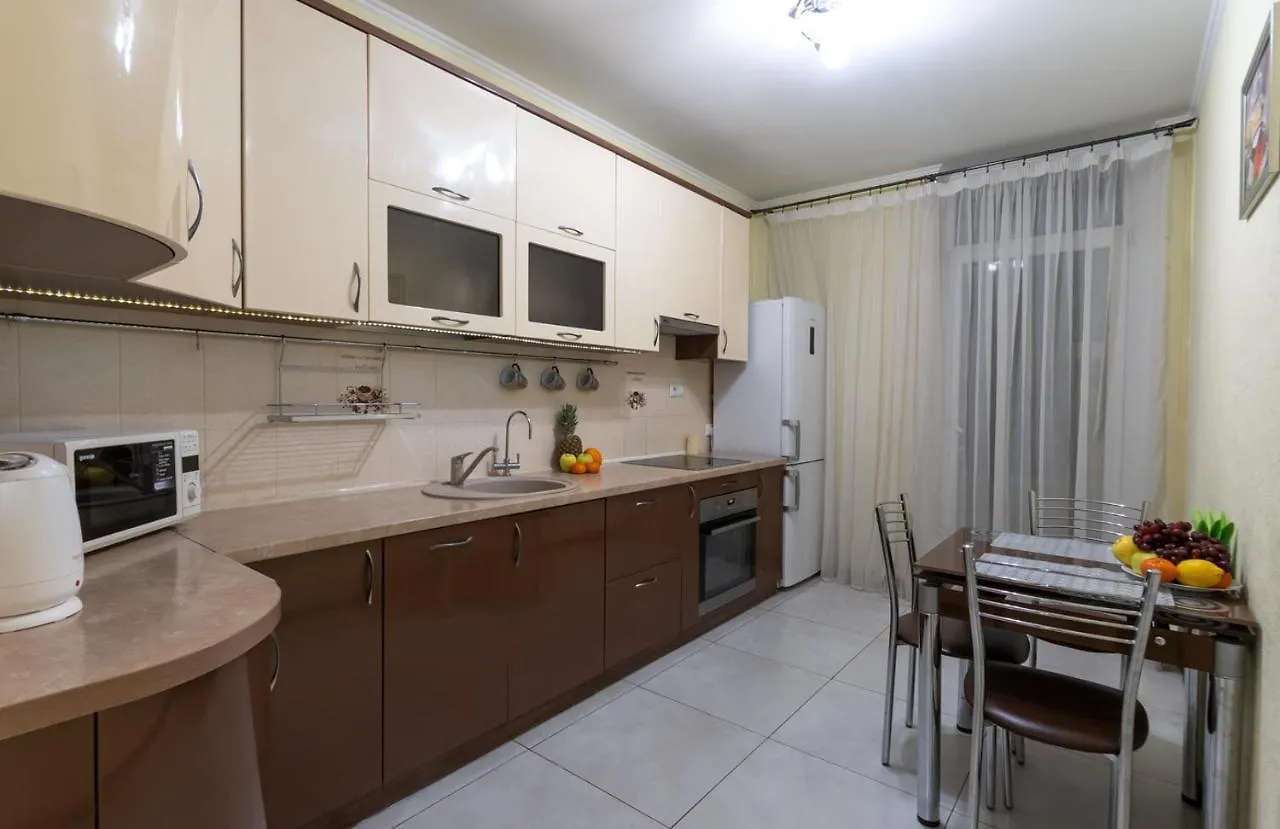 Видові 1К-2К Апартаменти 11,15, 23 Поверхи Kyjev Apartmán